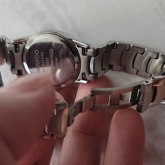 Movado watch - Picture 2 of 4